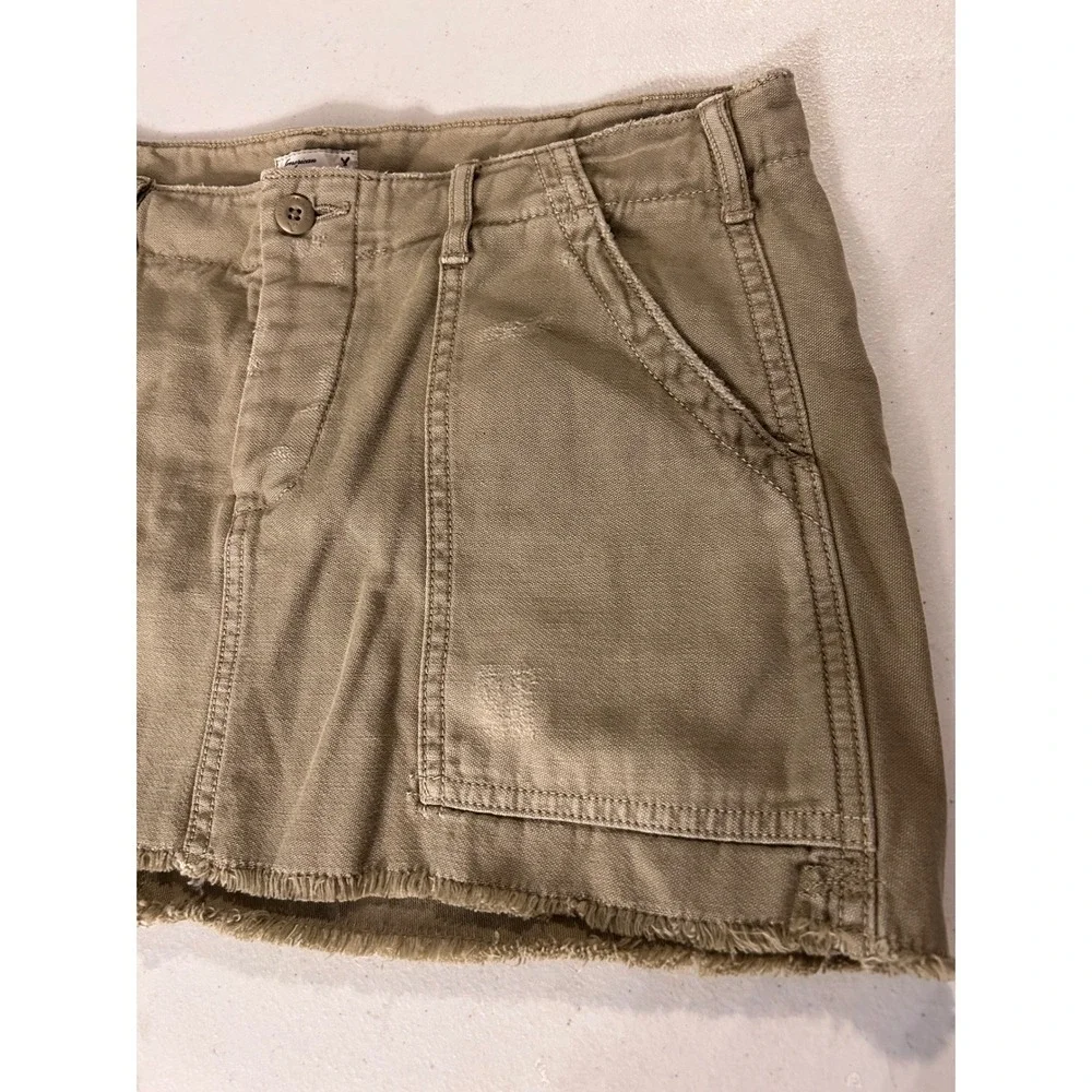 American‎ Eagle Outfitters Khaki Cotton Utility Mini Skirt Size 2 Summer